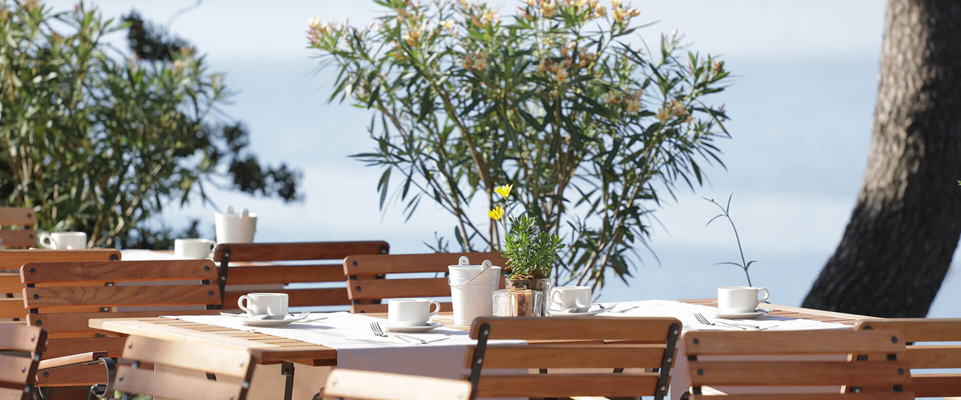 Dida terrace overlooking the Adriatic