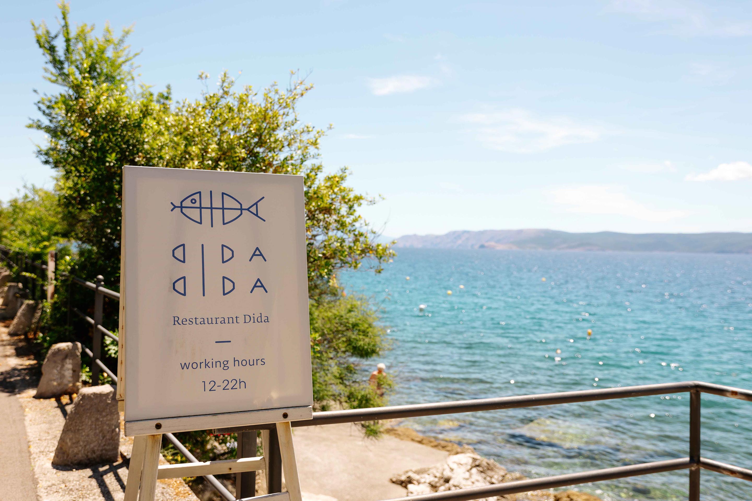 Restaurant Dida by the sea in Crikvenica